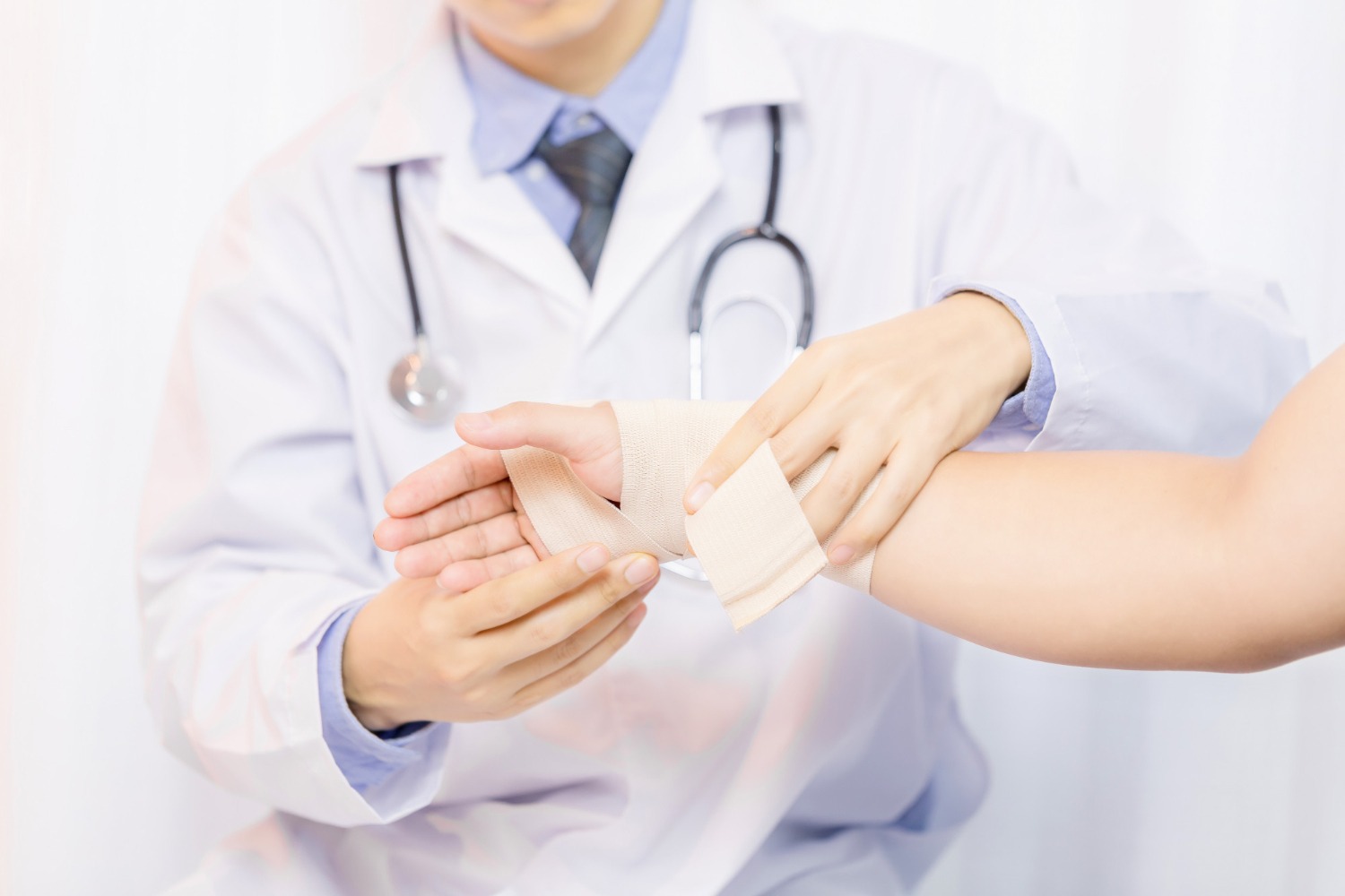Wrist Surgeon in Chennai