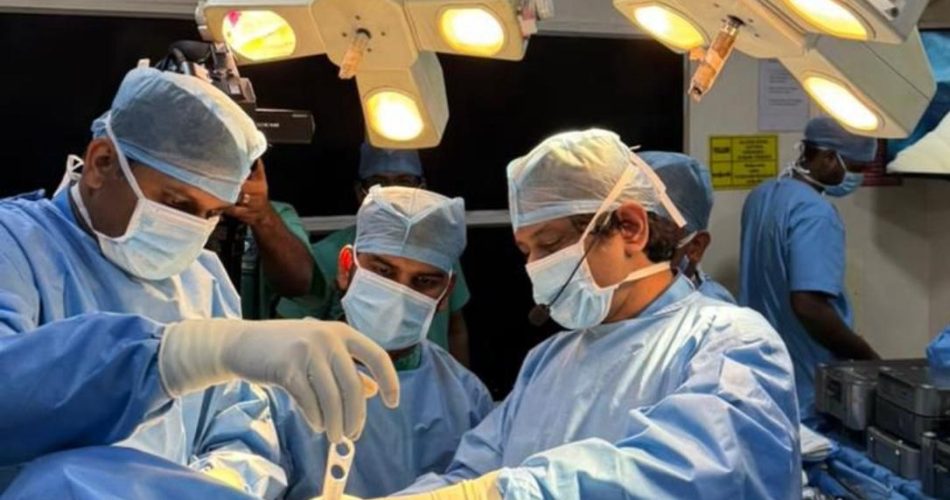 Transosseus Implantless Arthroscopic Lower Trapezius Transfer Technique