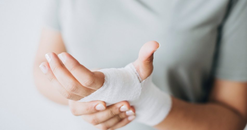 Distal Radius Fracture (Colles' & Barton's)