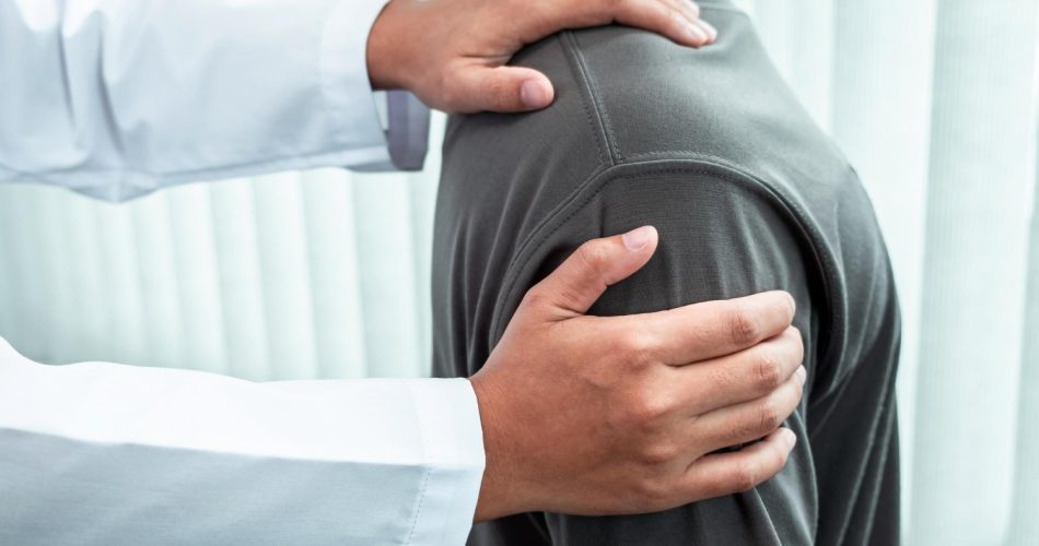 Shoulder Joint Replacement Surgeon in Chennai